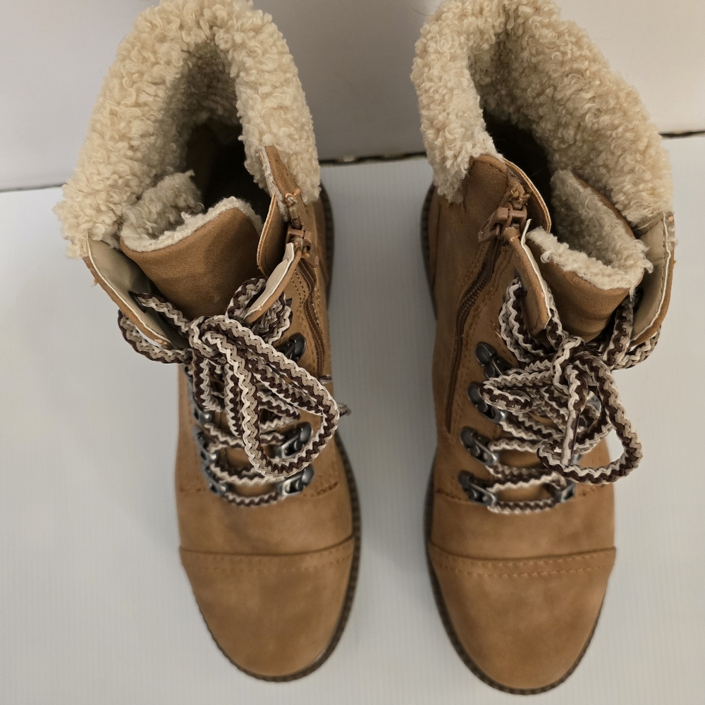 REPORT Camel Brown Combat Boot Faux Fur Detail Lace Up & Zipper Closure Size 9.5 - Picture 8 of 17